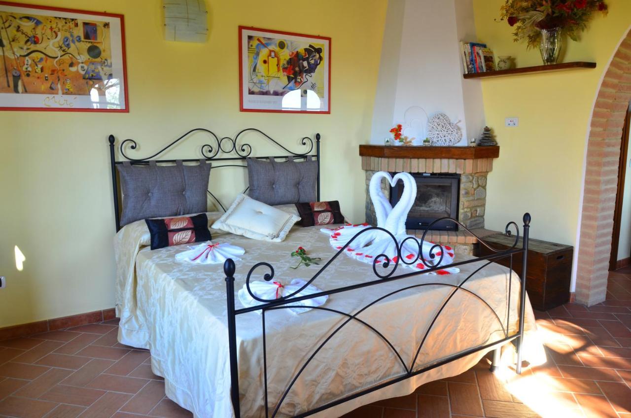 Agriturismo L'impero Santa Luce Exterior foto